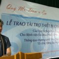 Đàm Vĩnh Hưng mua thiết bị chăm sóc trẻ sơ sinh.